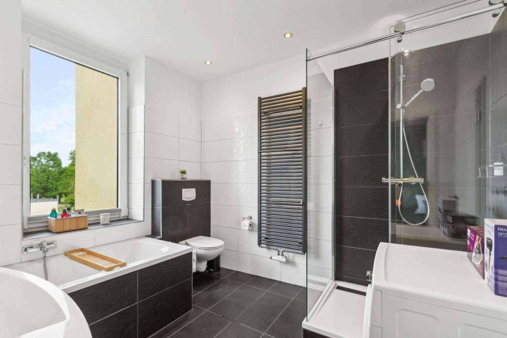 Elegant & Bright ~ Near Schalke 04 ~ Office ~ Free Parking! Apartment Гелзенкирхен Екстериор снимка